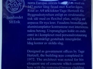 Karlahuset (Garnisonen) tillägnas Samfundet S:t Eriks kulturhusskylt